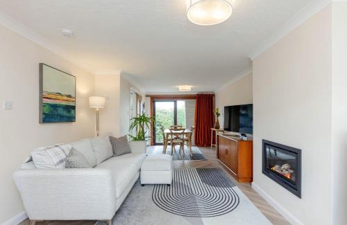 Inverkeithing House | Family Home Inverkeithing ideal for Edinburgh, Dunfermline & St Andrews 3 bedrooms