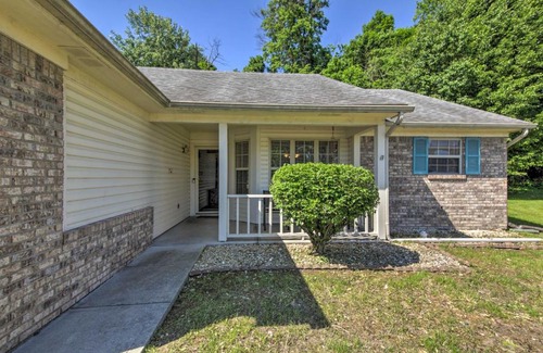 Wayne House | Family Home Near Indianapolis Speedway and Dtwn