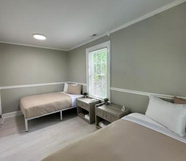 East Shore House | Family Home Pool HotTub Near Lighthouse Point Park