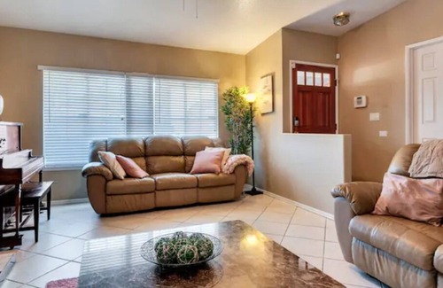 Corona House | Family Home