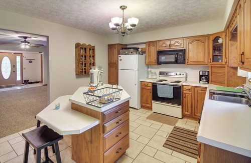Burkesville House | Family Home w/Game Room! 1 Mi to Dale Hollow Lake