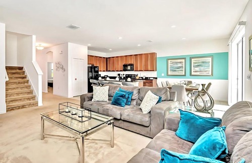Kissimmee House | Family Home with Cinema Pool and BBQ Near Disney