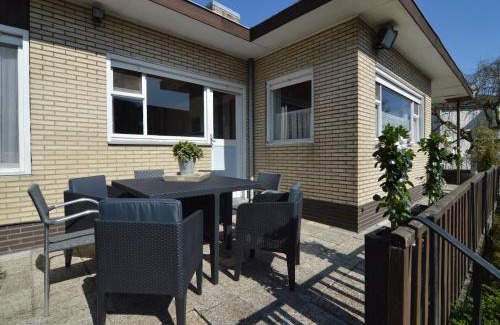 Ruiselede House | Family Home with Garden