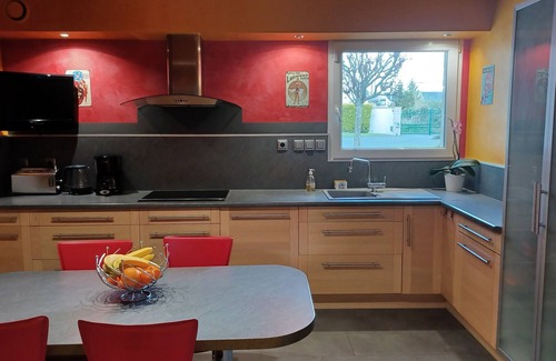 Saint-Alban House | Family home with heated indoor pool