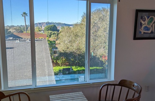 Milpas House | Family Home with Views- 5 min from Beach