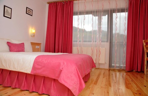 Velchevo House | Family Hotel and Restaurant Plamena