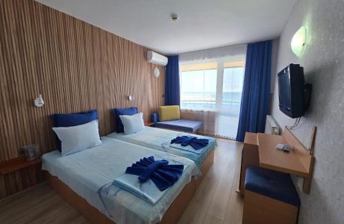 Tyulenovo Hotel | Family hotel Delfina
