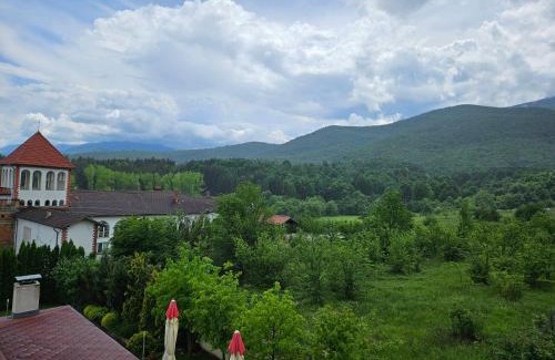 Berkovitsa Hotel | Family Hotel Komhotel
