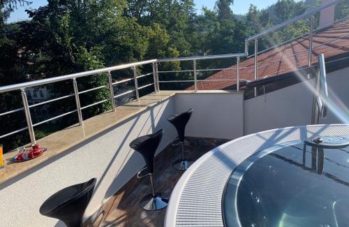 Dobrinishte Hotel | Family hotel Makedonska Kruchma