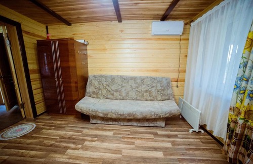 Shchurove House | Family Hotel Shalet