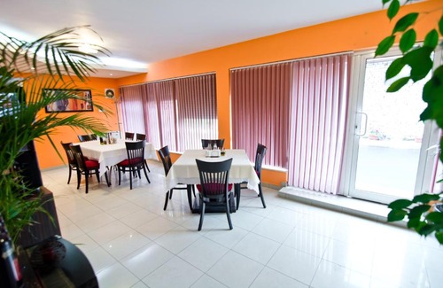 Mineralni Bani Hotel | Family Hotel Victoria Gold
