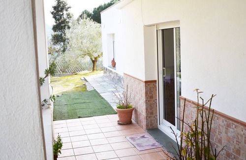 Vilanova del Valles House | Family house with private pool and great views, for 10 people