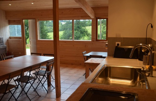 Riguepeu Cottage | Family house 8-16 instead, peace and nature, swimming pool and park, pets