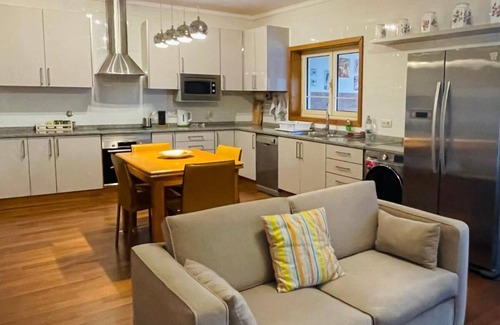 Espinho House | Family house close to the beach!