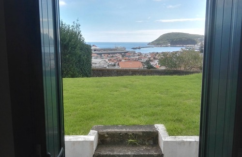 Conceicao House | ★ Family House ★ Fantastic view over the Horta bay