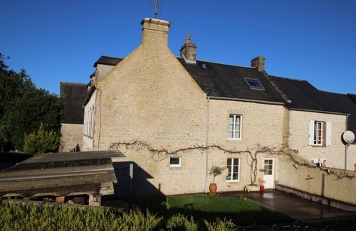 Sainte-Mere-Eglise House | Family house for 14 p in the heart of the d-day