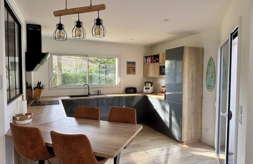 Breuillet House | Family house, garden and pool, near beaches