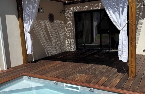 Breuillet House | Family house, garden and pool, near beaches