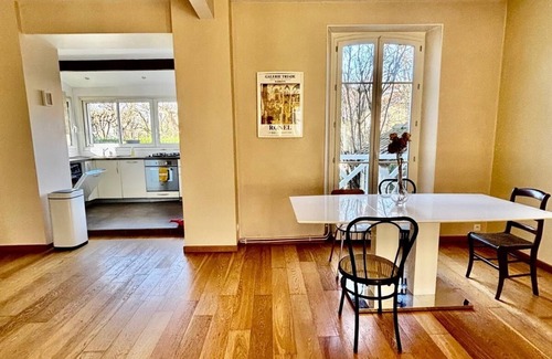 Barbizon House | Family house in center village near Forest