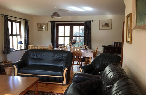 Castletownsend House | Family house in the centre of the picturesque village of Castletownshend
