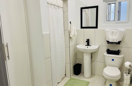 Vieux Fort House | Family House
