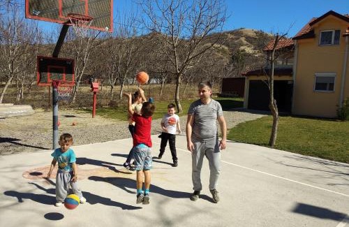 Titov Veles House | Family House Near Motorway 6 Guests 3 Bedrooms