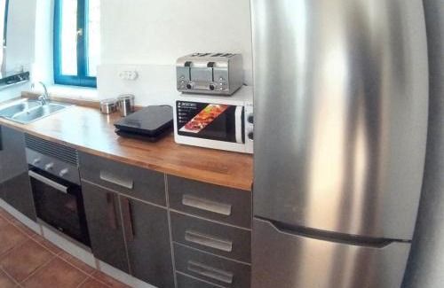 Castro Urdiales House | Family House near Otañes with Mountain View