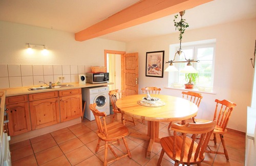 Hemmoor Villa | Family house, Villa Country house, 10 pers, n3 apartments, 3 bathroom, 3 kitchen