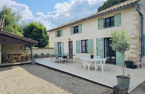 Prety House | Family House With Garden For 8 At Prety