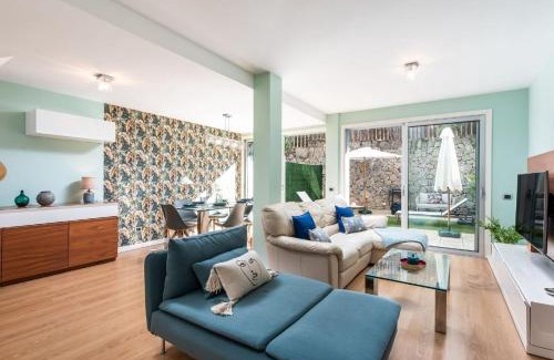 Santa Ursula House | Family house with patio and communal pool