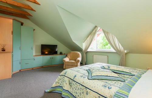 Palanga Apartment | Family Inn cottage with terrace