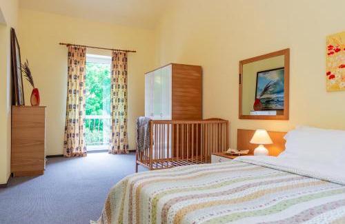 Palanga Apartment | Family Inn cottage with terrace