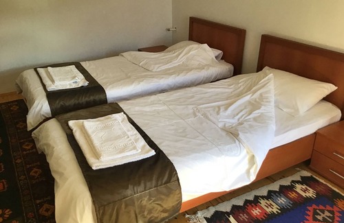 Lahich House | Family Inn - hospitable, cozy warm and nature rich.