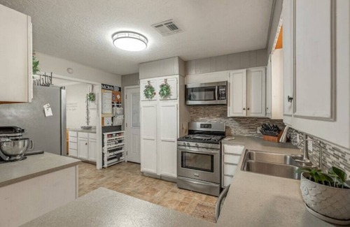 Bryan House | Family kid friendly fun space