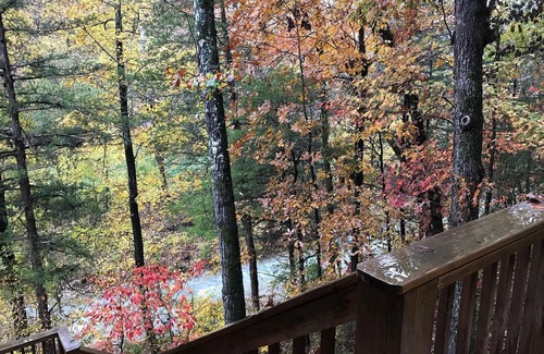 Jasper Cabin | Family memories @ Creekside cabin ON the creek! 2 mi to Jasper, Buffalo River