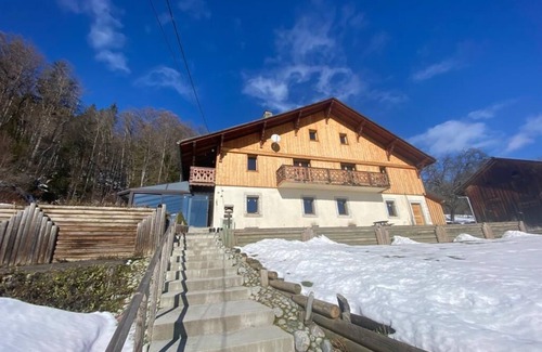 Saint-Jeoire Ski Chalet | Family mountain chalet, Close to the Brasses ski slopes