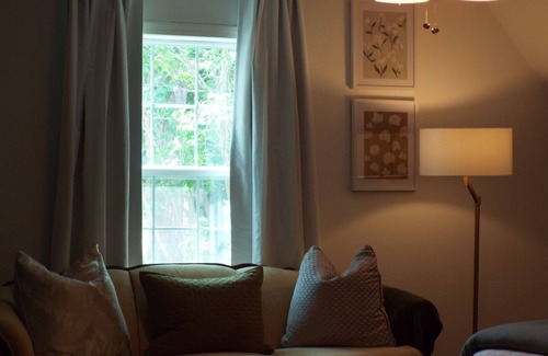 Greenville House | Family neighborhood with king beds!