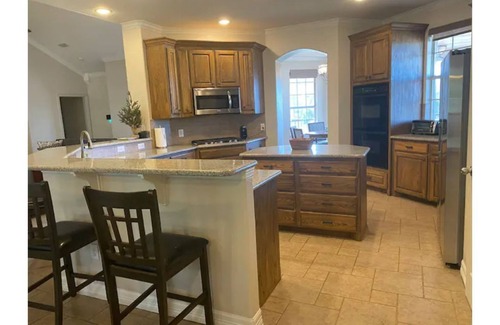 Cedar Hill House | Family Oasis 5 miles from Joe Pool Lake