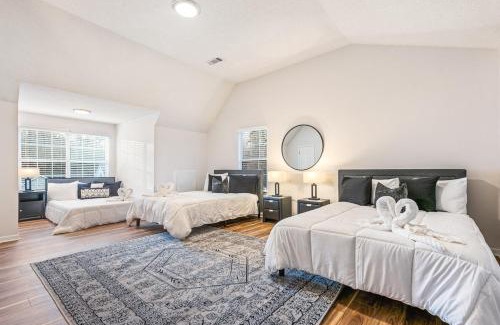 Decatur House | Family Oasis BBQ Patio Bathtub and Spacious Comfort