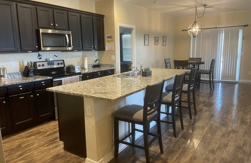 Maricopa House | Family Oasis! Pool+Kitchen/bar+outdoor living!