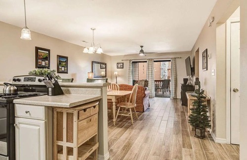 Table Rock Condo | Family Owned BRANSON CONDO WITH BALCONY overlooks pool & playground#5 - Wi-Fi