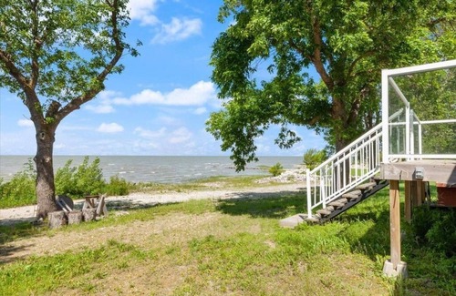 Saint Laurent Cabin | Family & Pet Friendly Beach Front Getaway