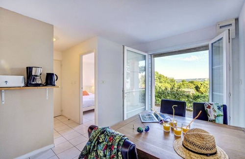 Les Epesses Apartment | Family & Pet-Friendly Haven with Private Terraces - Near Puy du Fou