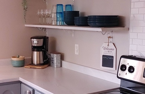 Black Creek House | Family & pet friendly guesthouse with private beach