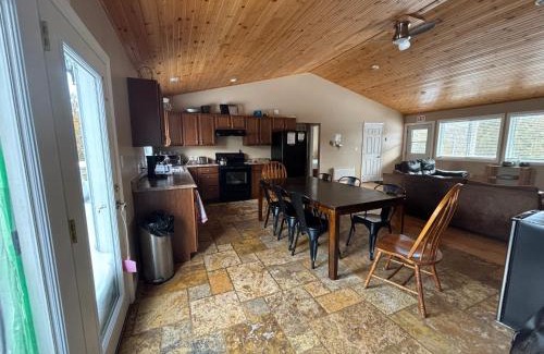 Miller Lake House | Family & Pet Friendly Huron Getaway