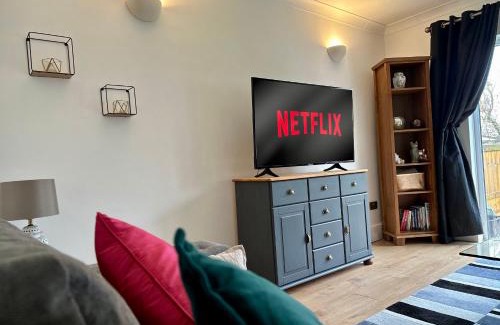Ashwick House | Family & pet friendly house + private garden