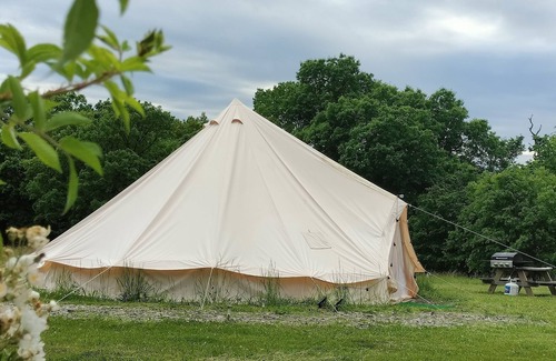 Fairport RV Rental | Family/pet-friendly, quiet glamping getaway. Belle Tent/Yurt out the Country.