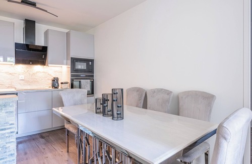 Bezons Apartment | Family/Professional Comfort at the Gates of Paris