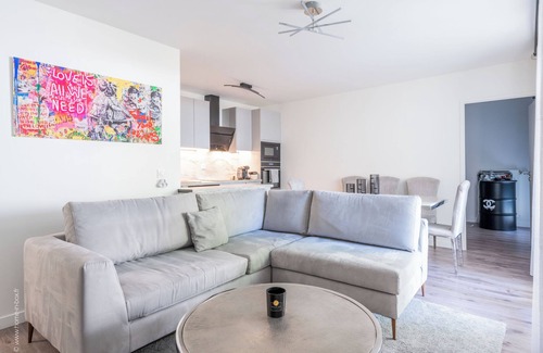 Bezons Apartment | Family/Professional Comfort at the Gates of Paris