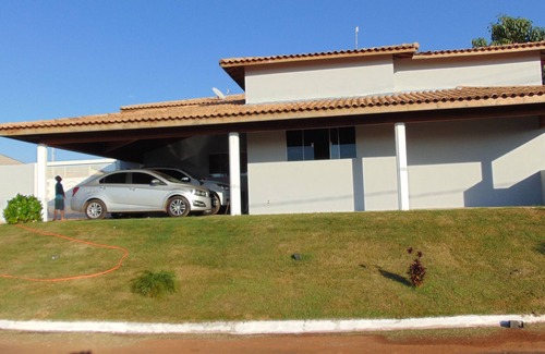 Guaraci House | Family Ranch ...